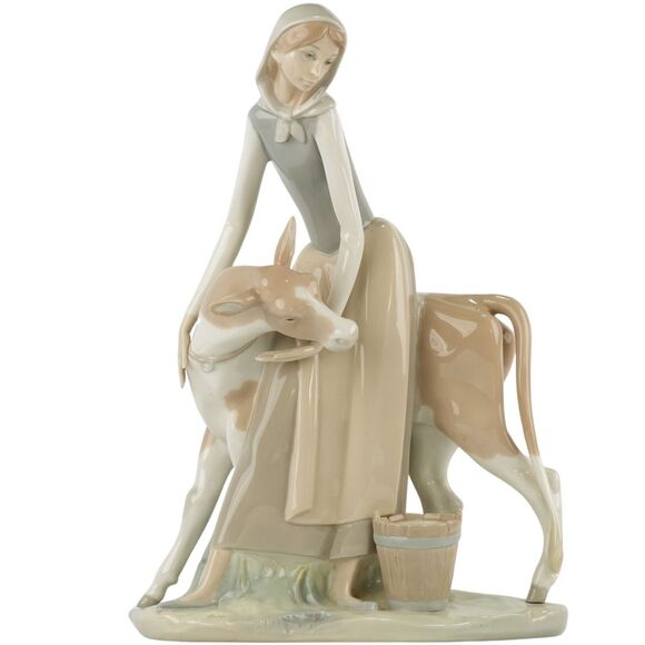 Retired Rare Lladro #4513 “Girl with Calf” Figurine – Stunning Piece 13" - Picture 1 of 16